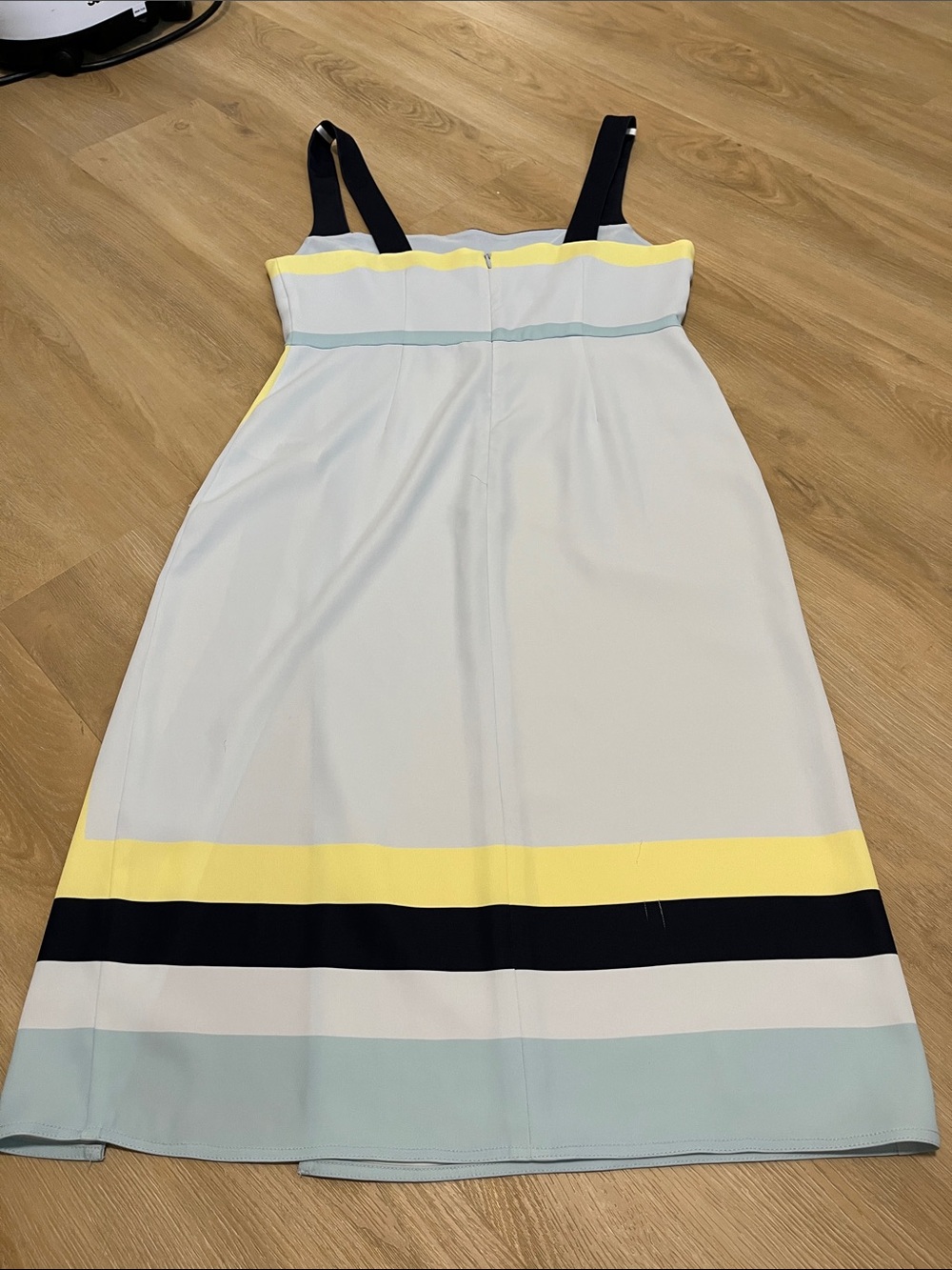 Babaton Midi Dress Color Block Size 4 - Picture 8 of 11